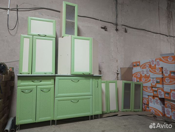 Кухонные гарнитуры