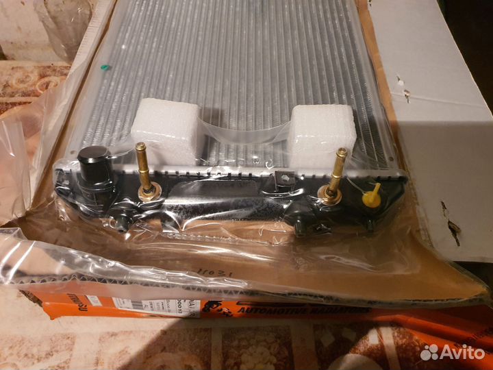 Радиатор охлаждения двигателя