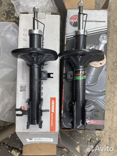 Передние новые стойки Сhevrolet Aveo T250 2шт