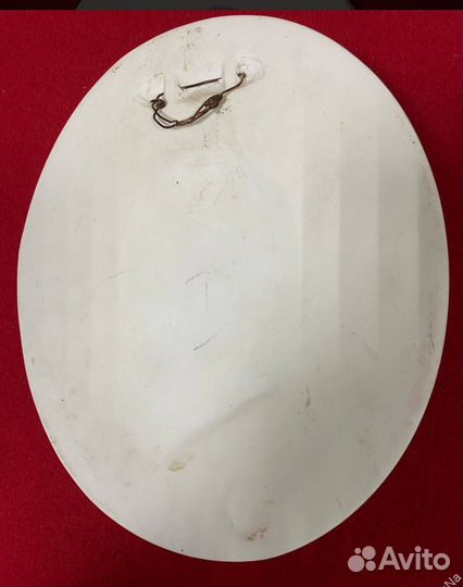 Барельеф А.С.Пушкин. Бисквитный фарфор лфз СССР