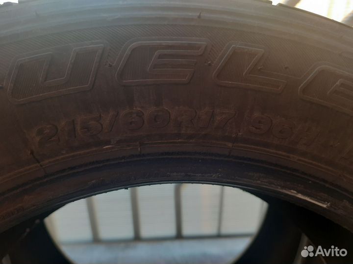 Bridgestone Dueler H/T 843 215/60 R17 96H