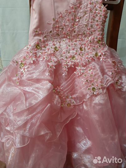 Платье детское праздничное