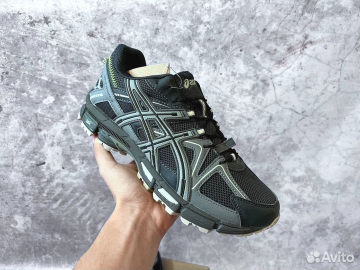 Кроссовки Asics надежные