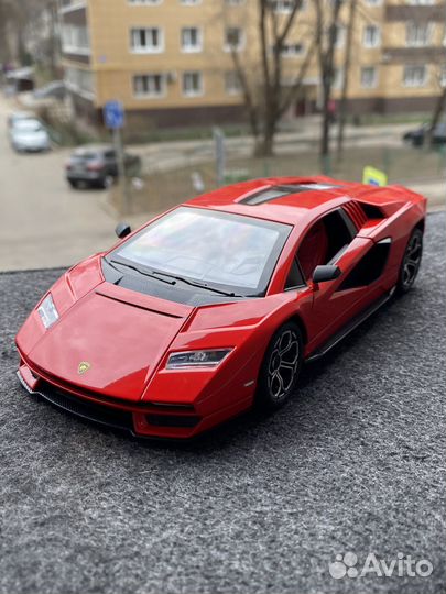 Модель авто Lamborghini Countach LPI