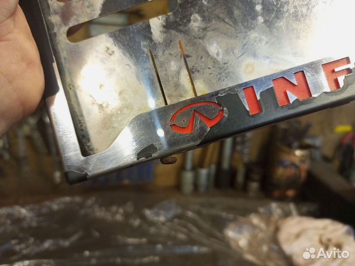 Рамка для номера квадратная Инфинити