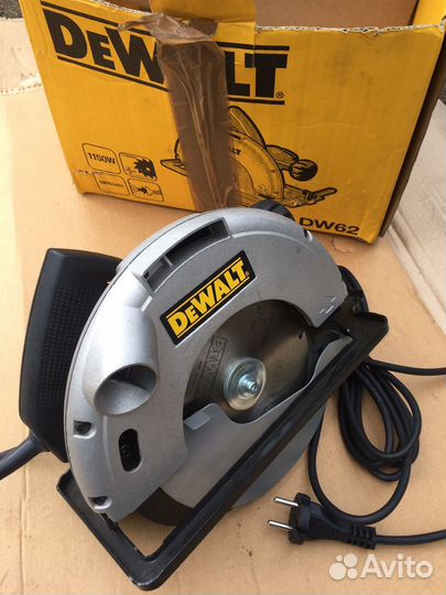 Дисковая пила dewalt
