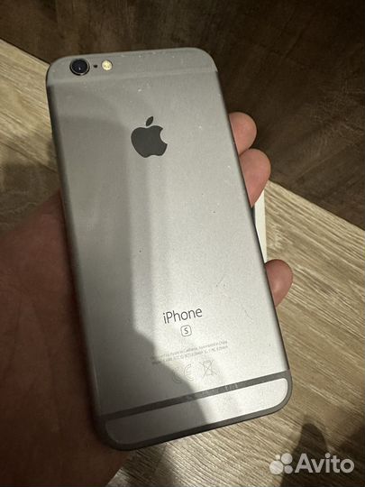 iPhone 6S, 32 ГБ