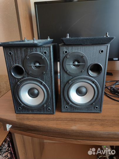 Компьютерные колонки edifier