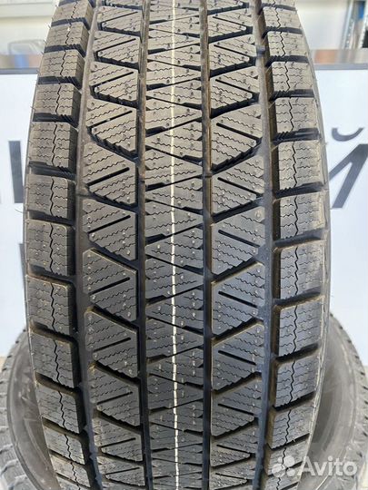 Bridgestone Blizzak DM-V3 255/65 R17 110S