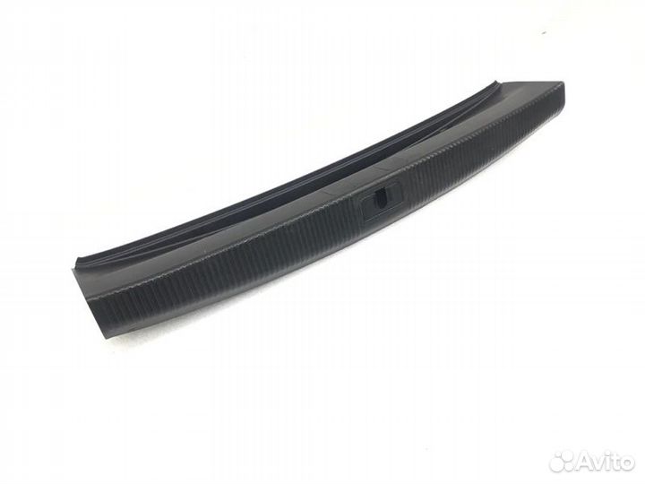 Накладка замка багажника Audi A8 D3 BVJ 2008