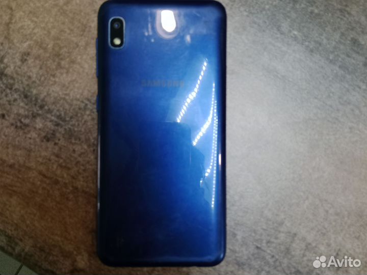 Samsung Galaxy A10, 2/32 ГБ