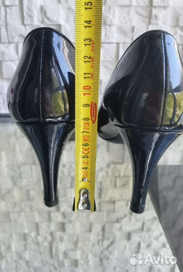 Туфли женские натуральная кожа лакированые,р. 39