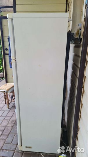 Холодильник Indesit