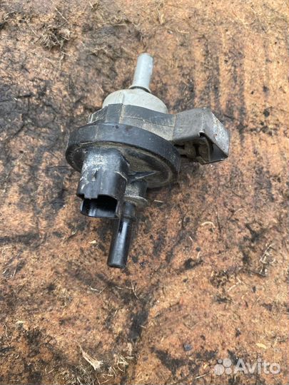 Клапан адсорбера Renault Duster