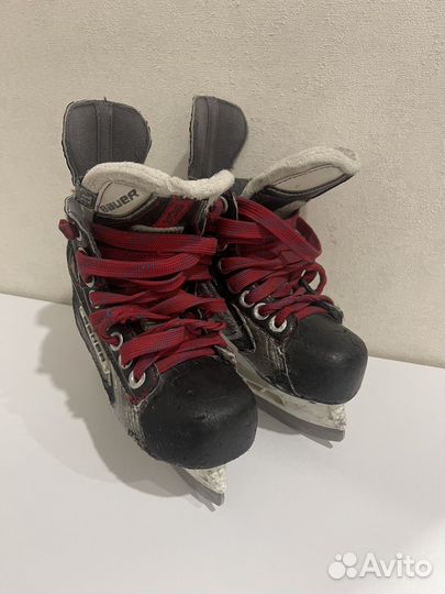 Хоккейные коньки bauer vapor