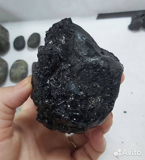 Тектиты очень красивые