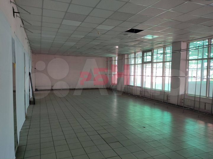 Сдам в центре, 374 м²