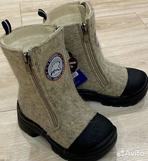 Продам детские валеночки