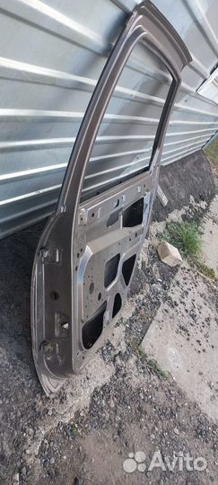 Дверь задняя правая Гранта
