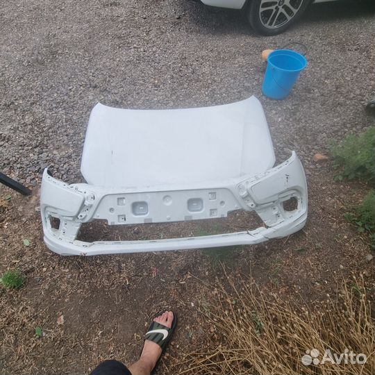 Капот, фары,бампер