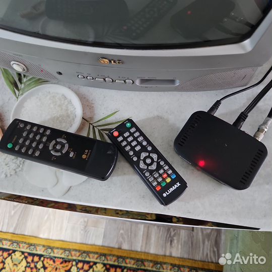 Телевизор LG с цифровой приставкой