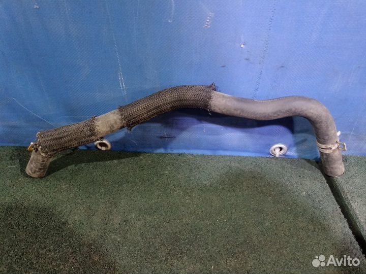 Патрубок системы охлаждения Ford Focus 2 2005-2011