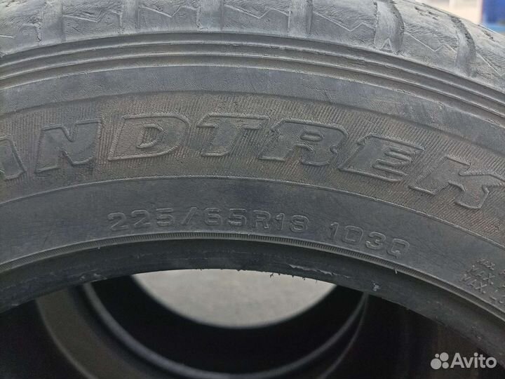 Dunlop Axiom Plus 225/65 R18