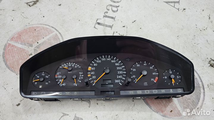 Приборная панель Mercedes W140 S320