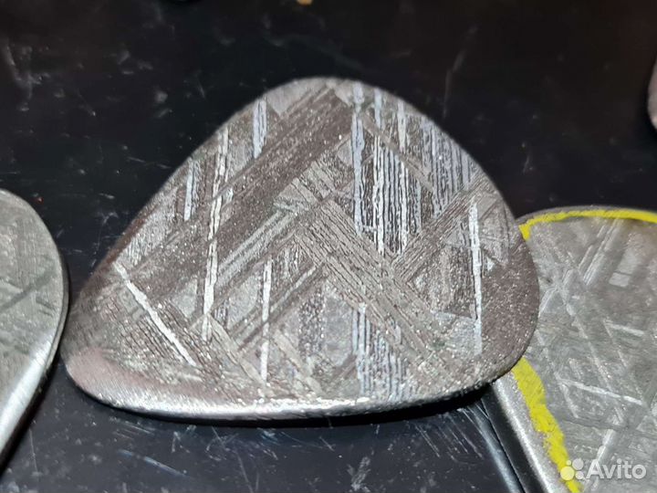 Медиатор из метеорита Muonionalusta