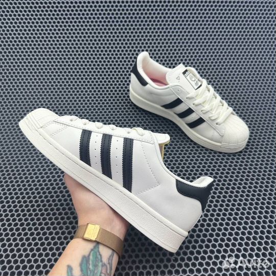 Кроссовки Adidas Superstar