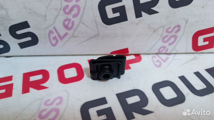 Пистон брызговика