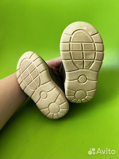 Ботинки для мальчика 22