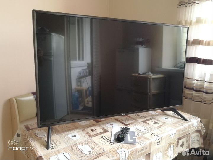 SMART TV LG 49 дюйма(125см).в идеальном состоянии