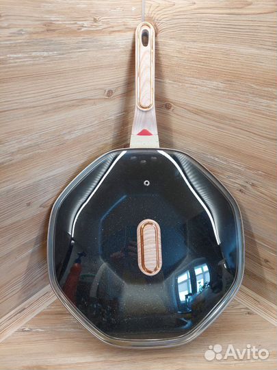 Сковорода вок/Wok антипригарная с крышкой 32 см