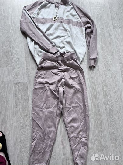 Костюм женский