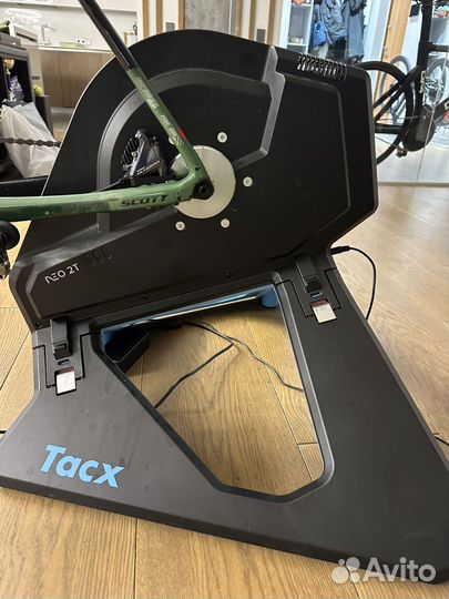 Велостанок Tacx Neo 2T SMART