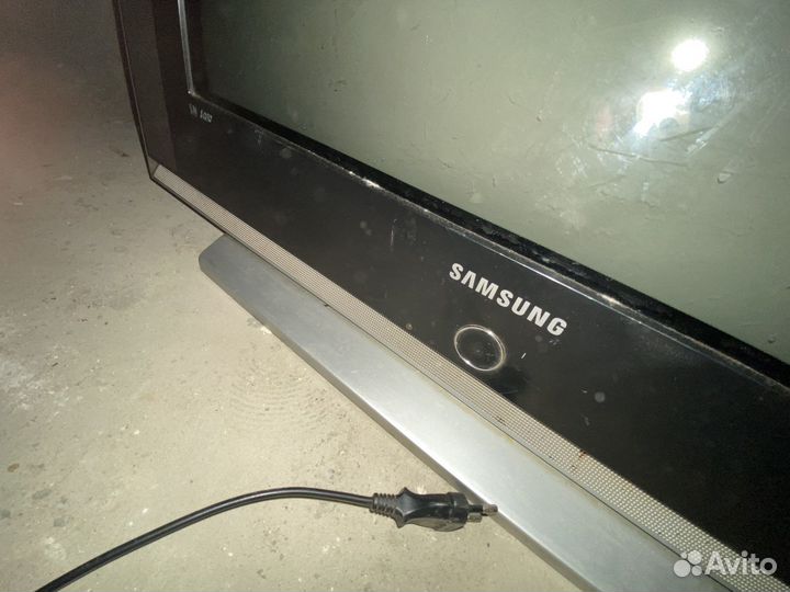 Телевизор samsung