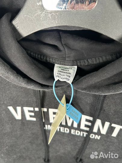 Толстовка Vetements