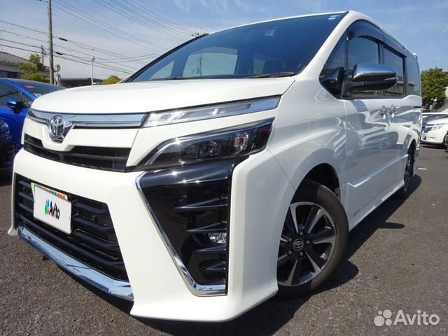 Toyota Voxy 1.8 CVT, 2019, 23 000 км