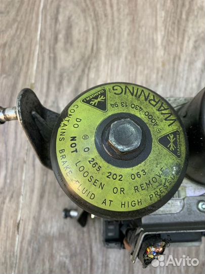 Блок abs Mercedes E-Class W211 2005