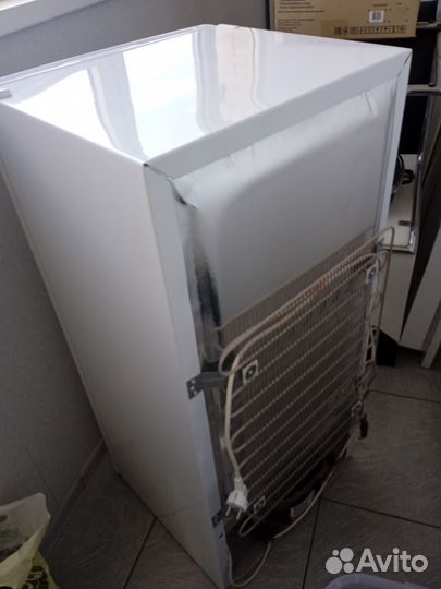 Продаю холодильник
