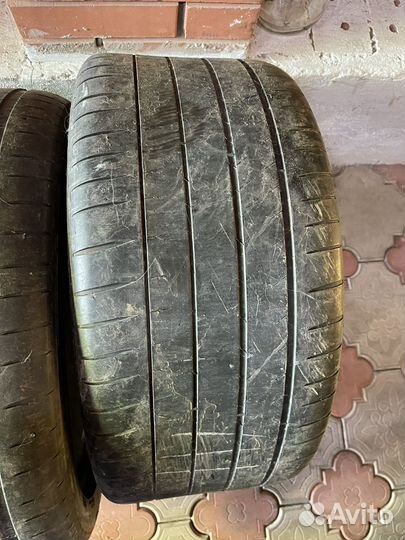 Michelin Pilot Sport 4 S 255/40 R20 и 285/35 R20