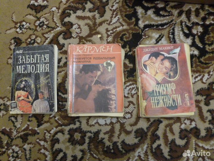 Детективный роман, любовный роман