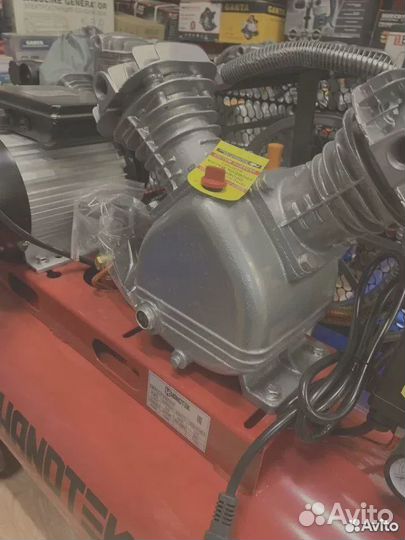 Воздушный компрессор 100 L