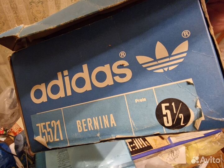 Лыжные ботинки 5.5 Adidas Bernia плюс лыжи и палки