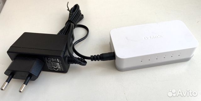 Коммутатор D-link DES-1005C (хаб)