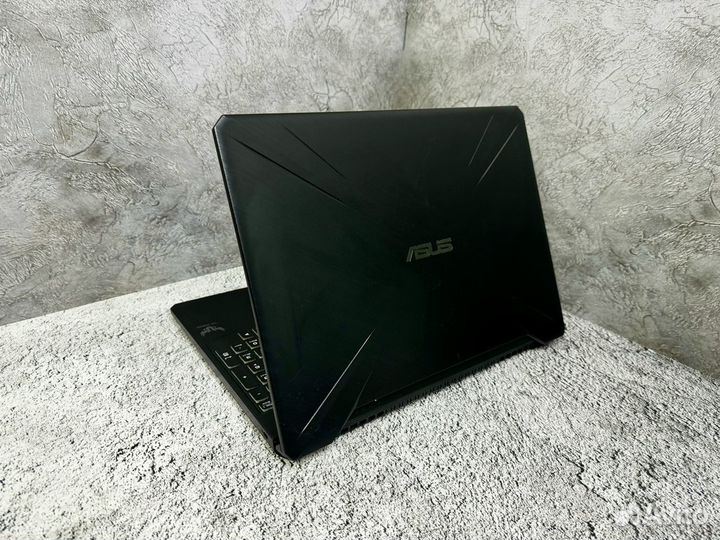 Игровой ноутбук asus на Ryzen 5 3550H/ 1650