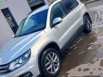 Volkswagen Tiguan 2.0 AT, 2012, 188 000 км, с пробегом, цена 1 550 000 руб.