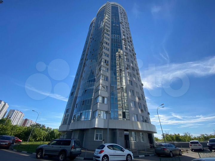 2-к. квартира, 70 м², 3/24 эт.