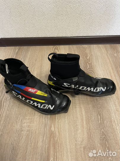 Лыжные ботинки